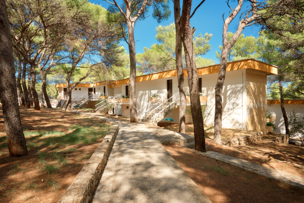 Fontana Resort pavillions